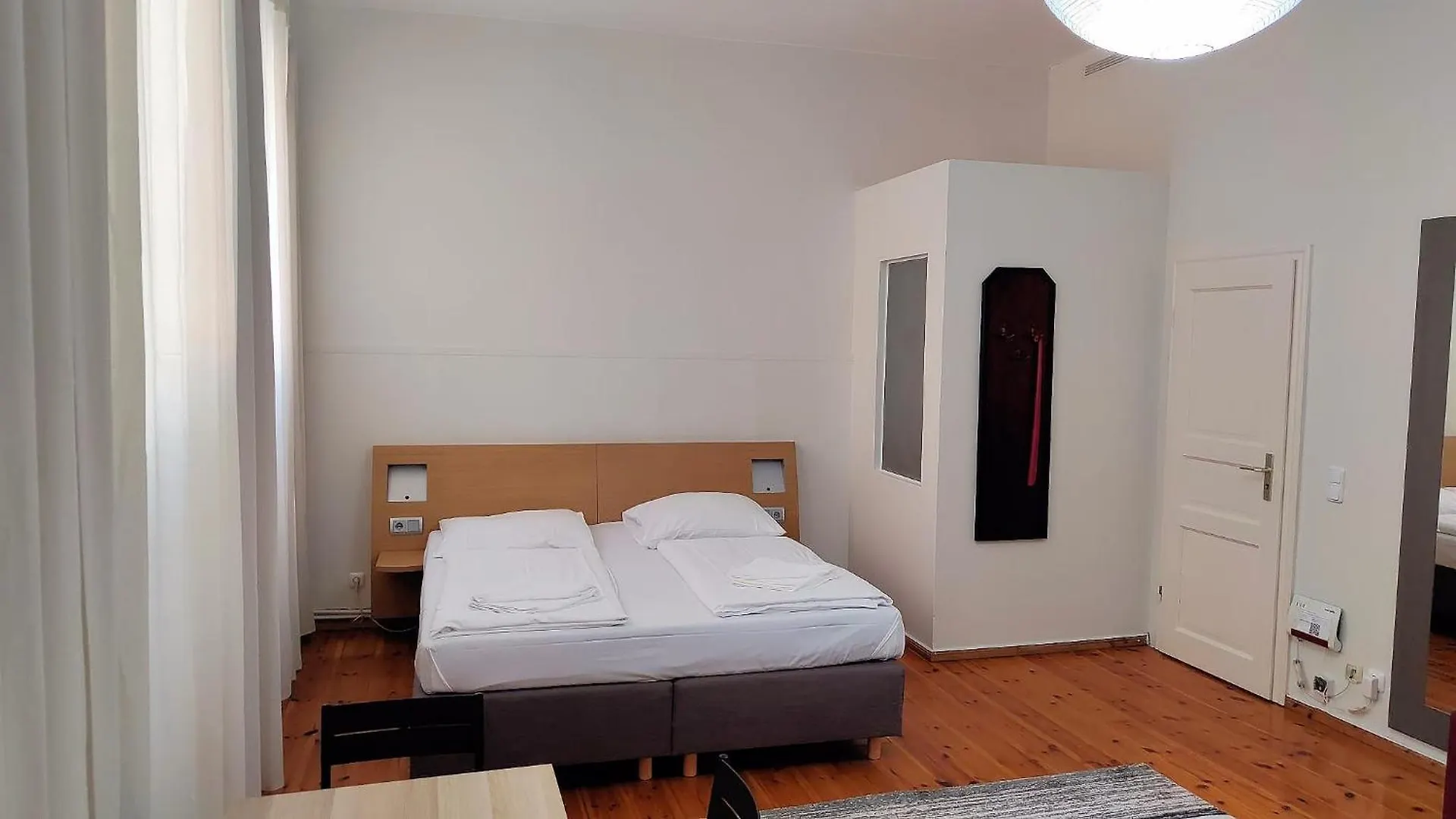 Apartment M101 Rooms